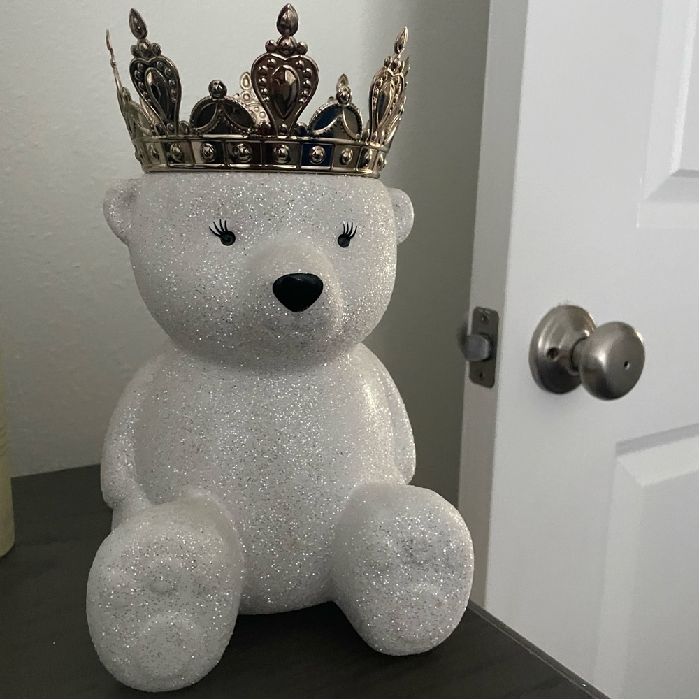 Bath and body works candle holder Sparkly White Bear with Crown